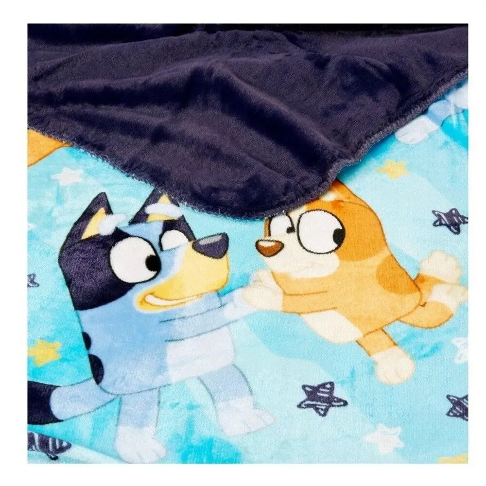 Bluey Cloud Throw With Faux Fur Reverse 50in. x 60in. NEW